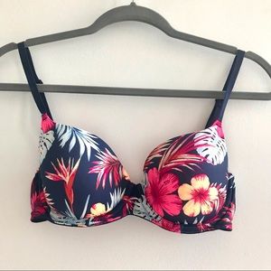 💎 PINK Victoria’s Secret Wear Everywhere bra